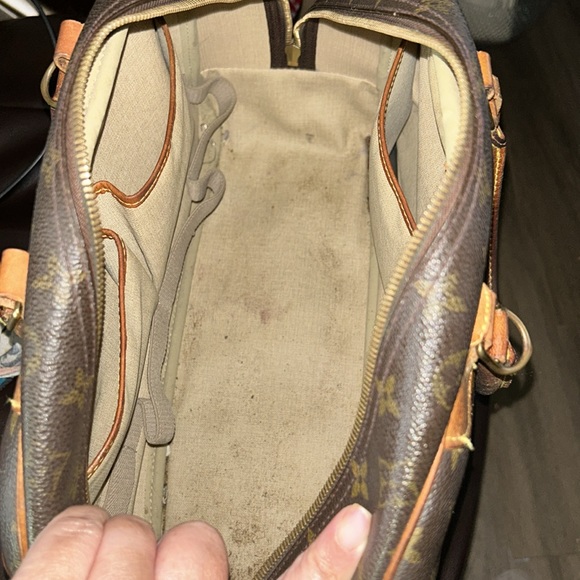 PreLoved Louis Vuitton Monogram Deauville - Picture 6 of 13